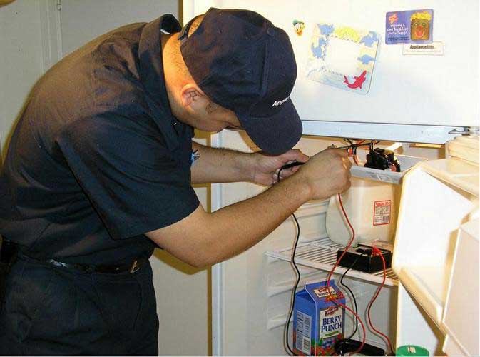Dịch vụ sửa tủ lạnh tại nhà tại Hà Nội: Chuyên nghiệp và uy tín