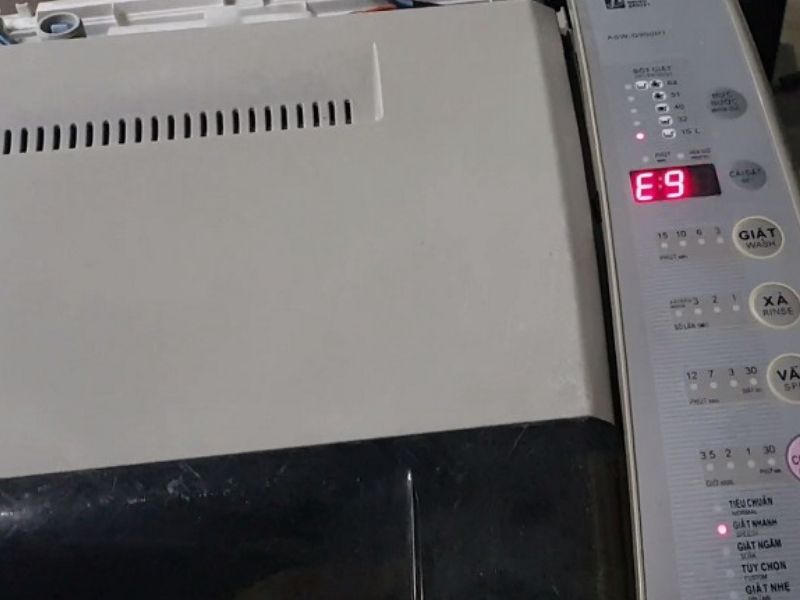 Dấu hiệu nhận biết lỗi E9 máy giặt Sanyoay Giat Sanyo